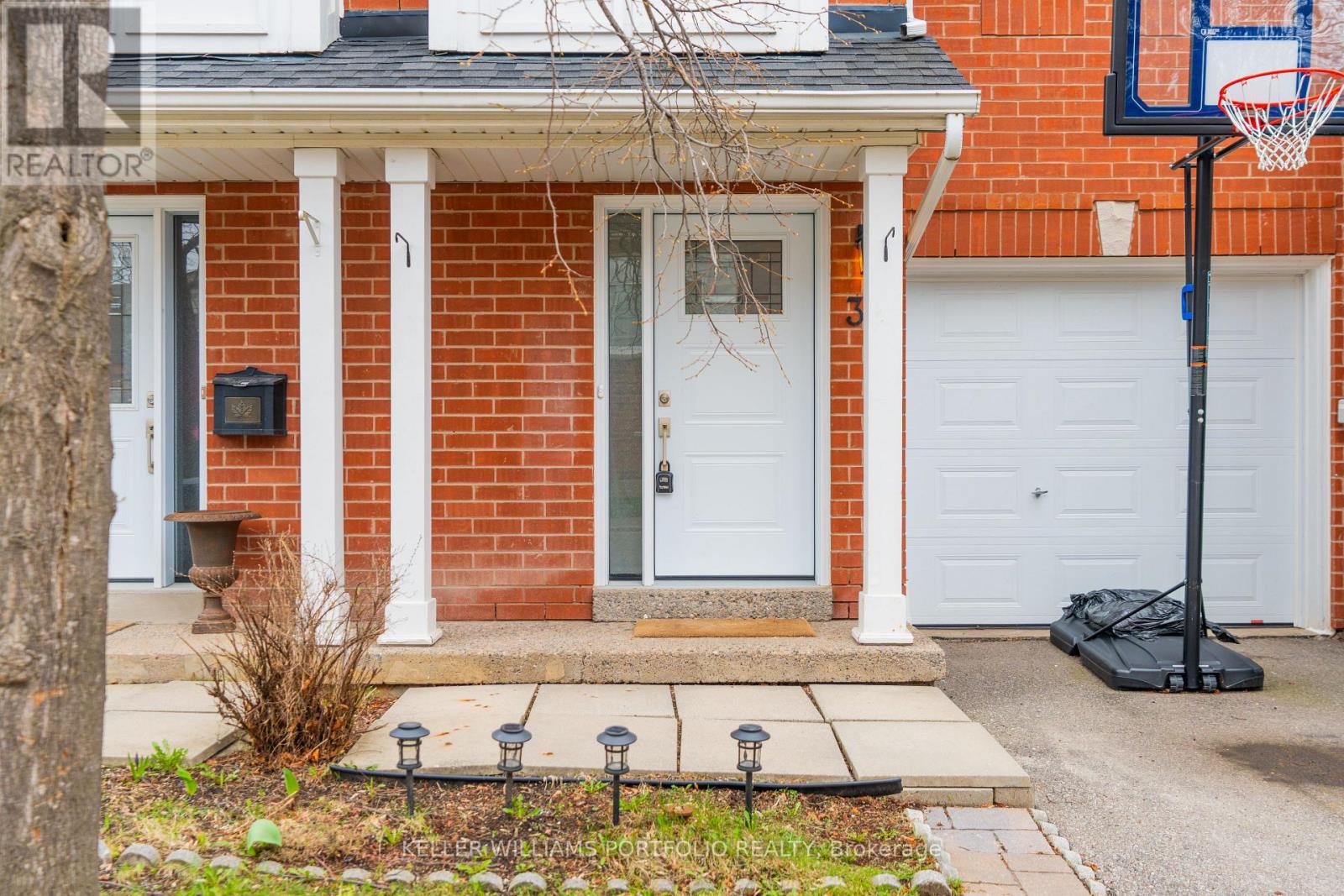 34 - 1588 SOUTH PARADE COURT, Mississauga (East Credit), Ontario, L5M6E7 — Photo 4