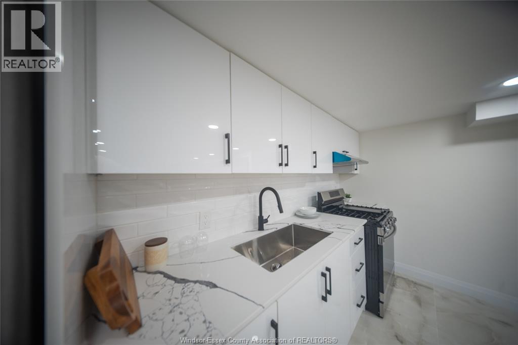 9691 AVERY LANE, Windsor, Ontario, N8R2C1 — Photo 16