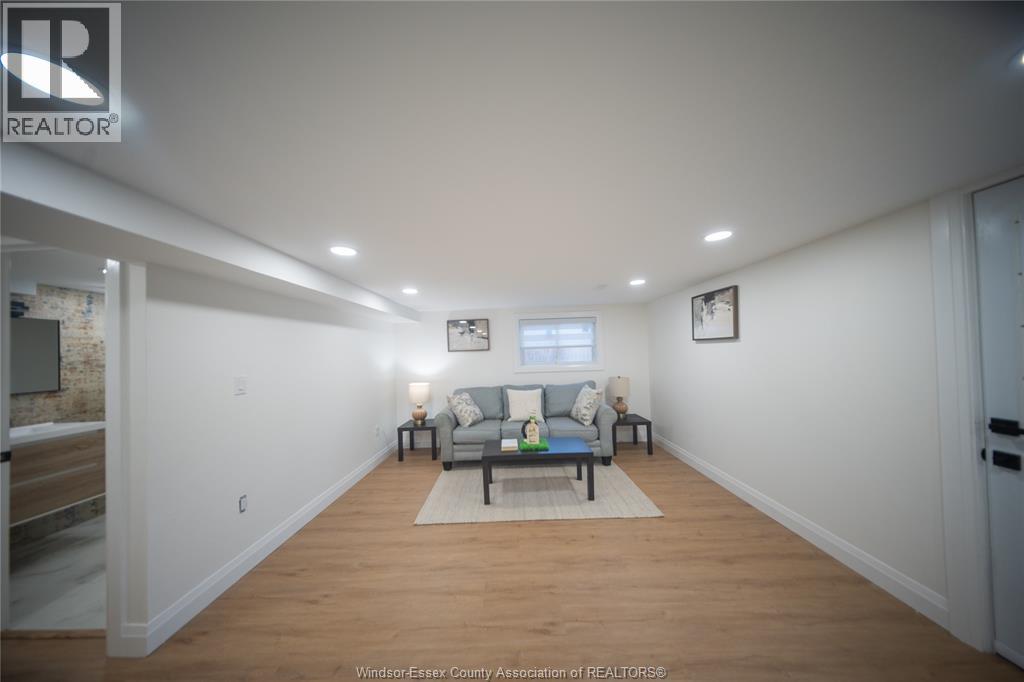 9691 AVERY LANE, Windsor, Ontario, N8R2C1 — Photo 18