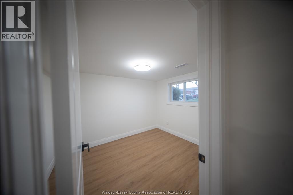 9691 AVERY LANE, Windsor, Ontario, N8R2C1 — Photo 22