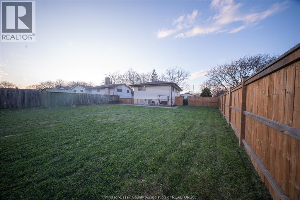 9691 AVERY LANE, Windsor, Ontario, N8R2C1 — Photo 25