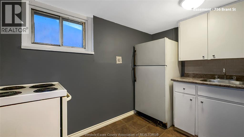 756 BRANT STREET, Windsor, Ontario, N9A3E8 — Photo 34