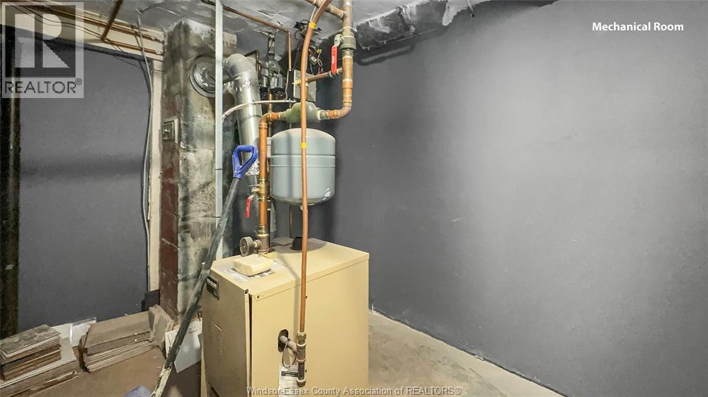 756 BRANT STREET, Windsor, Ontario, N9A3E8 — Photo 38