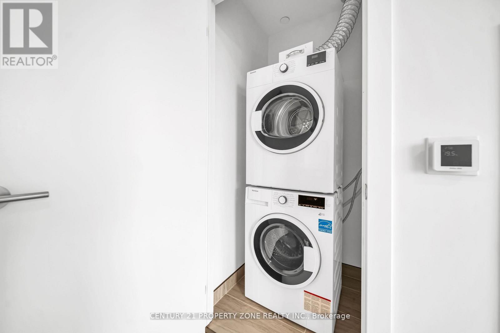 1914 - 25 WELLINGTON STREET, Kitchener, Ontario, N2G0G5 — Photo 12