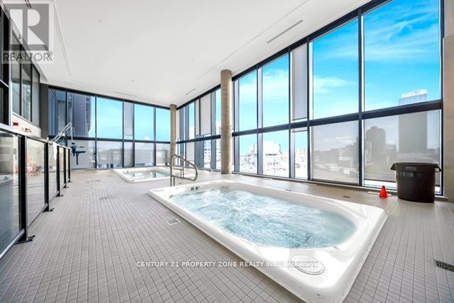 1914 - 25 WELLINGTON STREET, Kitchener, Ontario, N2G0G5 — Photo 26