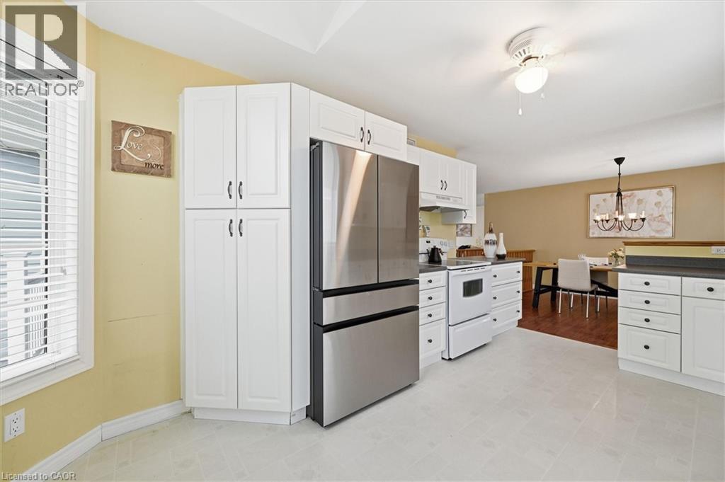 111 GRACEHILL Crescent, Freelton, Ontario, L8B1A5 — Photo 11
