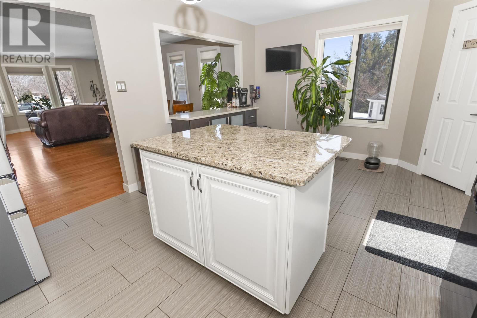 211 Linden CT, Thunder Bay, Ontario, P7B6R6 — Photo 18