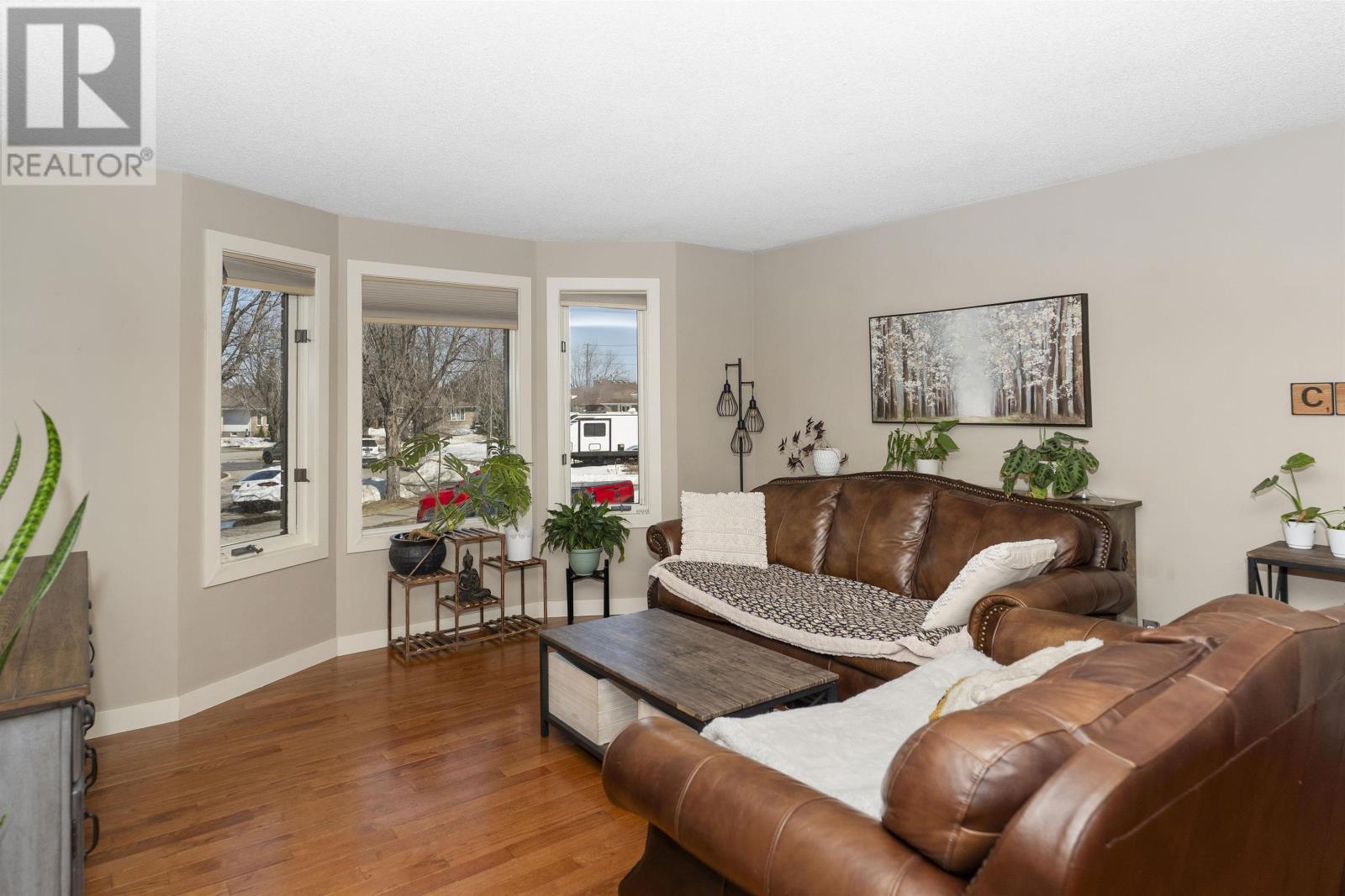 211 Linden CT, Thunder Bay, Ontario, P7B6R6 — Photo 23