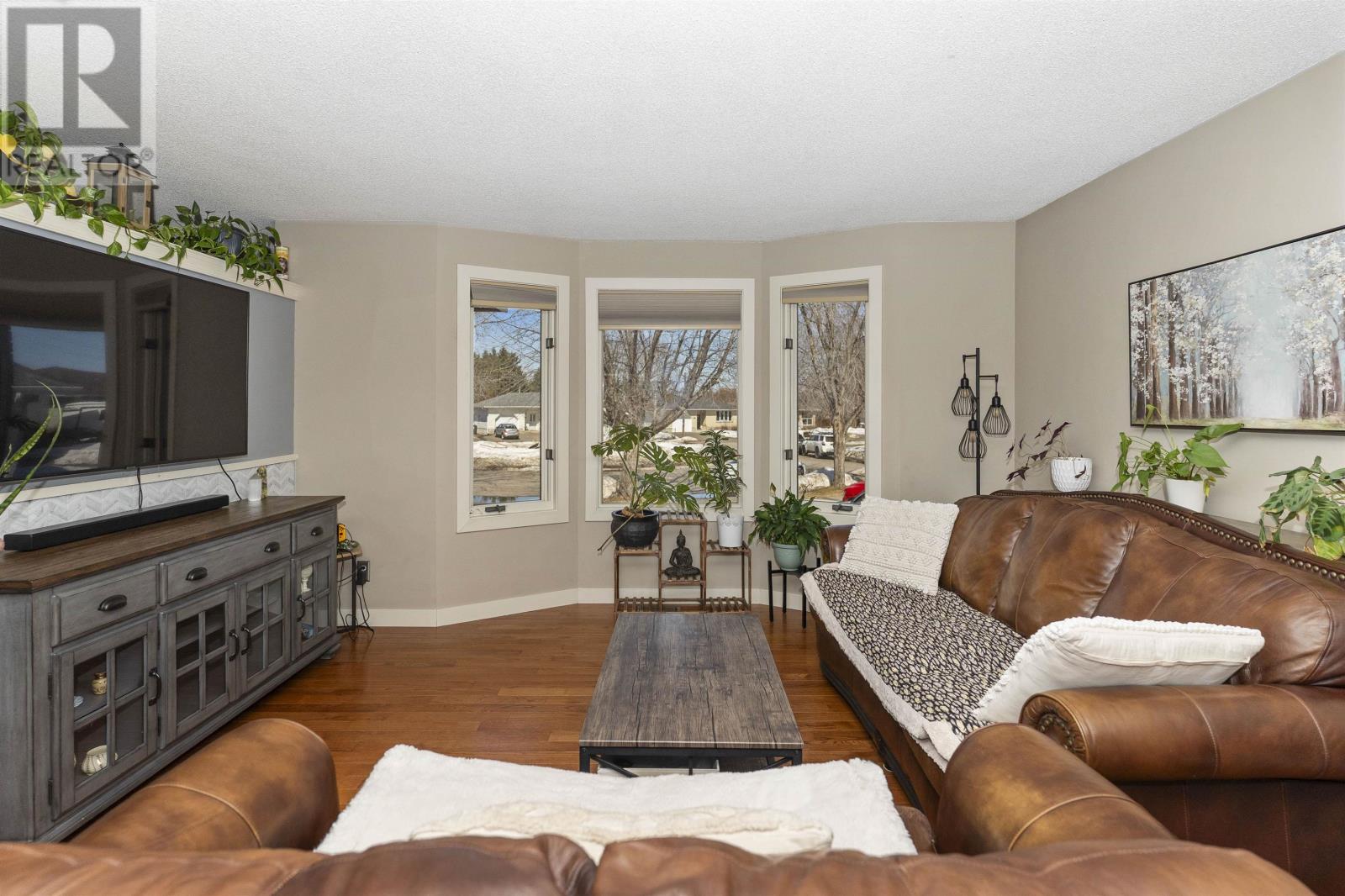 211 Linden CT, Thunder Bay, Ontario, P7B6R6 — Photo 24