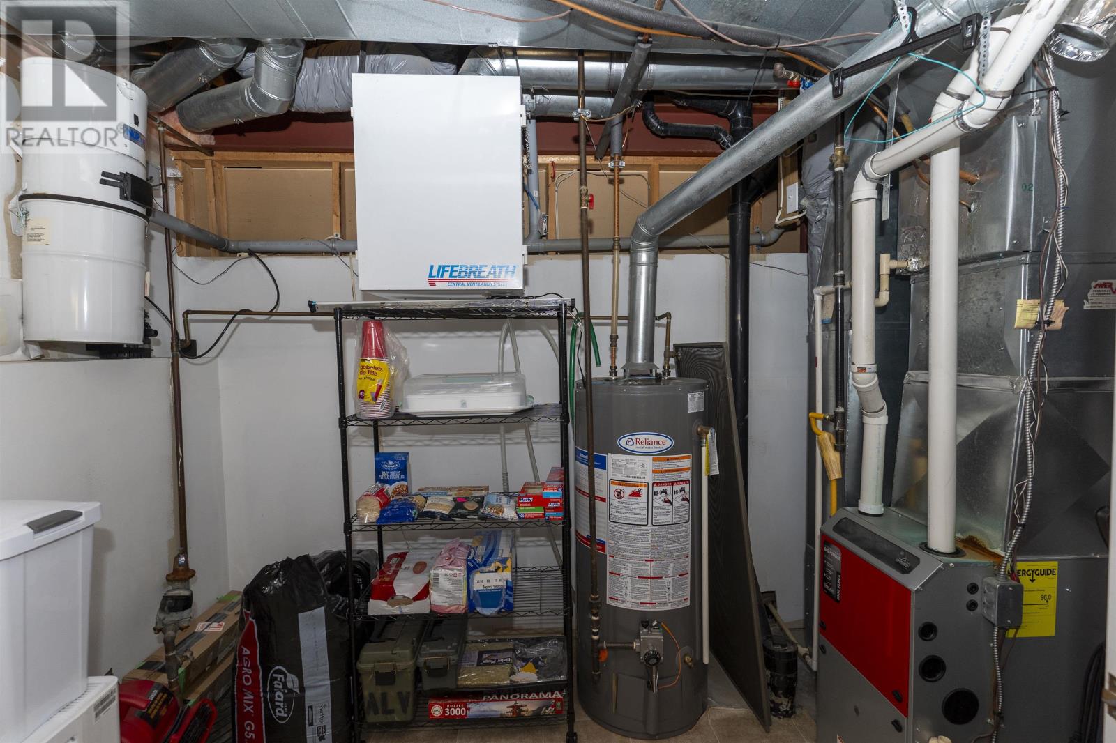 211 Linden CT, Thunder Bay, Ontario, P7B6R6 — Photo 29