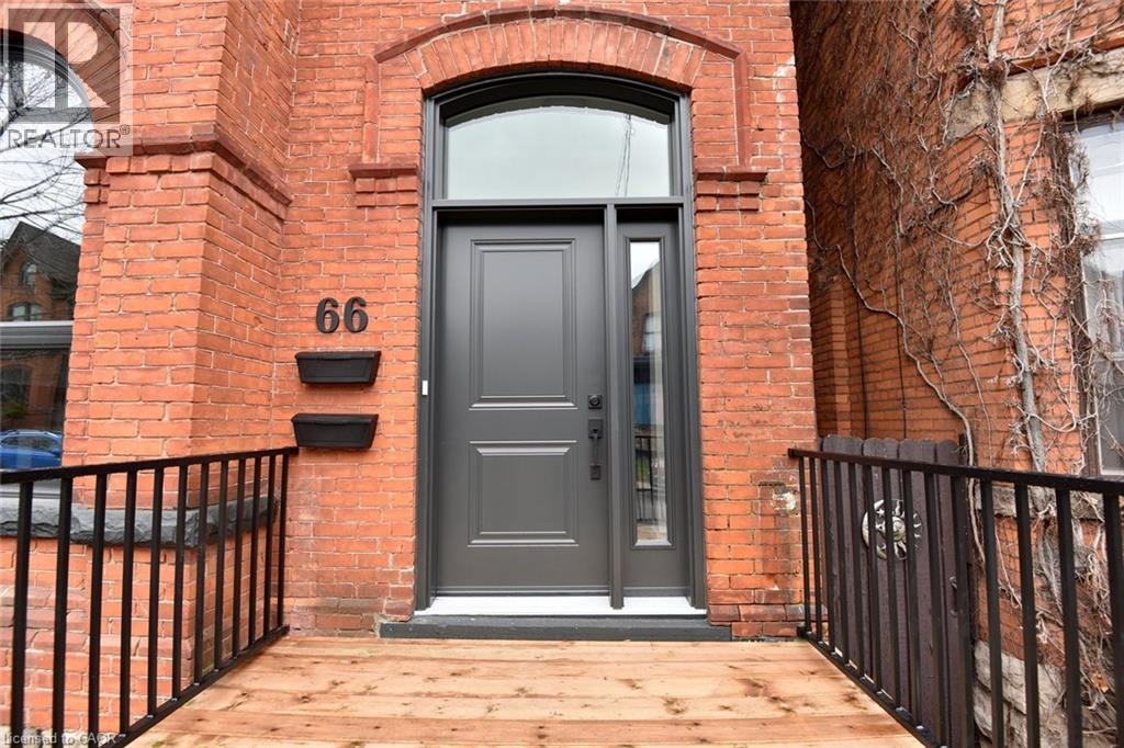66 ERIE Avenue Unit# UPPER, Hamilton, Ontario, L8N2W6 — Photo 2