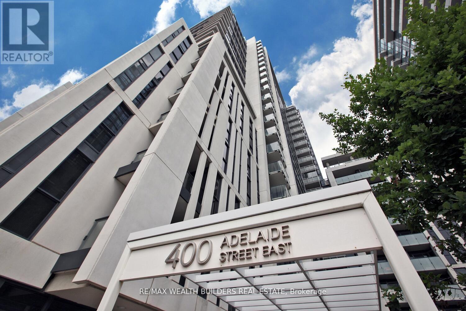 901 - 400 ADELAIDE STREET E, Toronto (Moss Park), Ontario, M5A1N4 — Photo 2