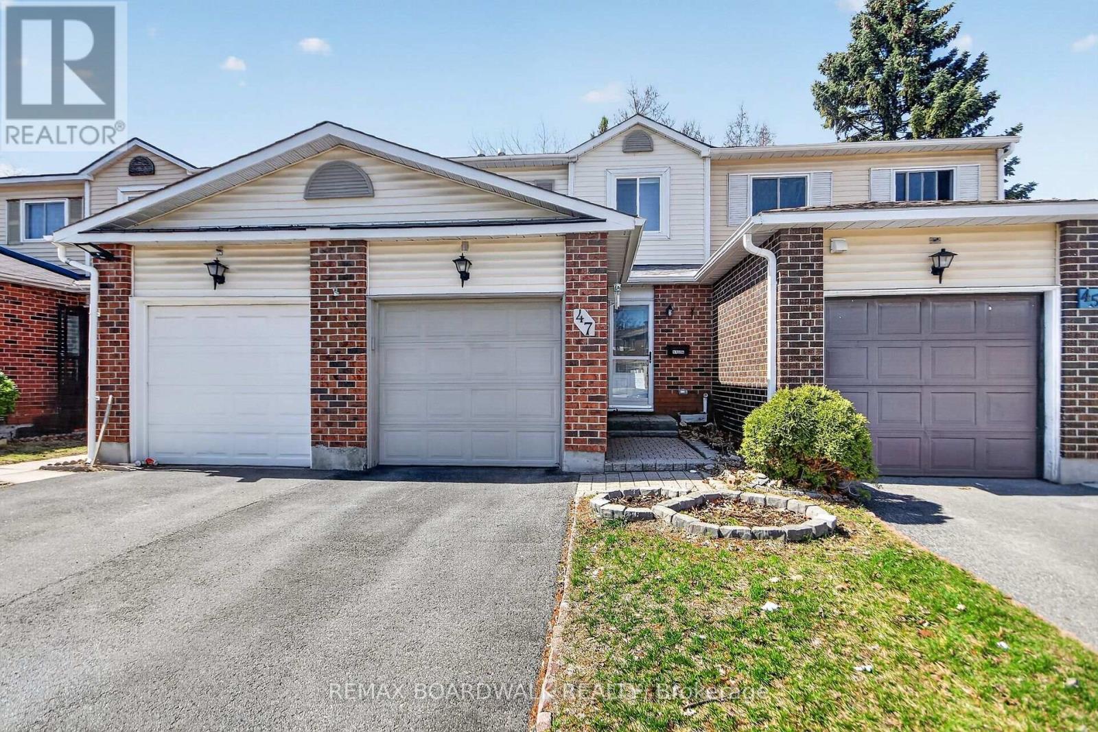 10 - 47 SUNRIDGE LANE, Ottawa, Ontario, K2J2N9 — Photo 2