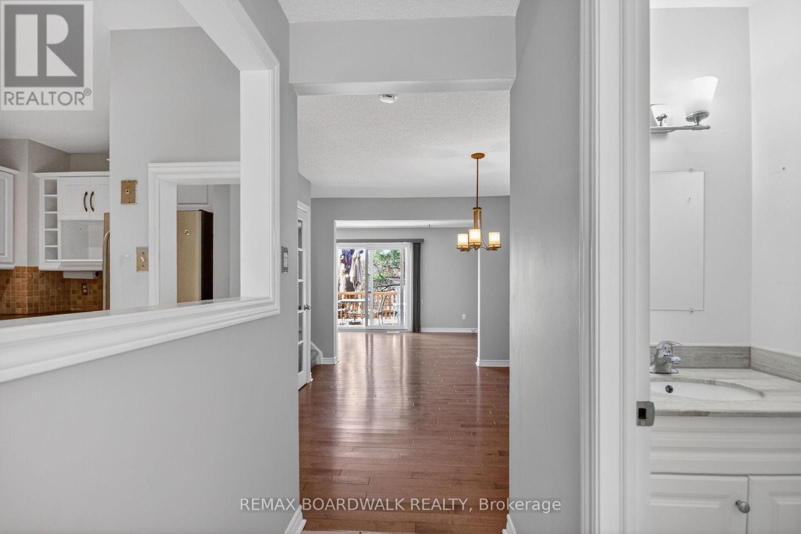 10 - 47 SUNRIDGE LANE, Ottawa, Ontario, K2J2N9 — Photo 6