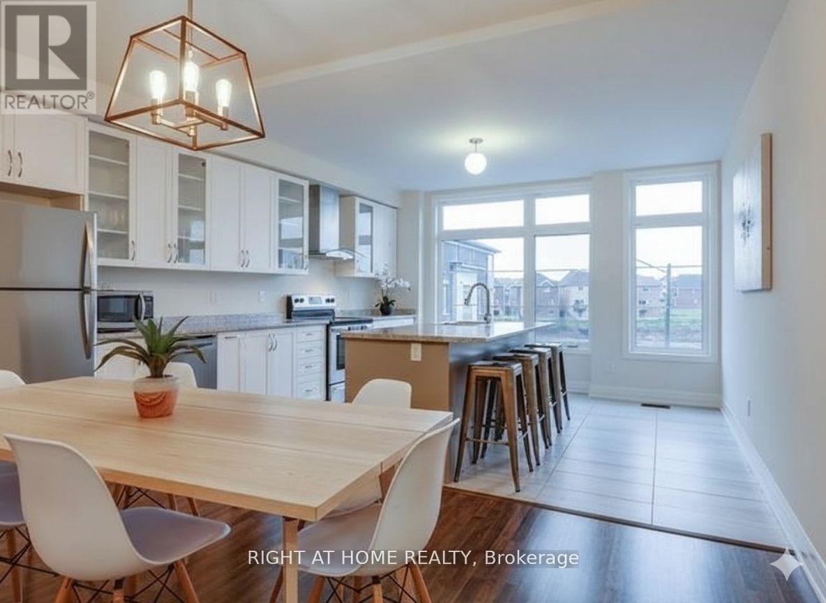 34 - 384 ARCTIC RED DRIVE, Oshawa (Windfields), Ontario, L1L0M5 — Photo 3