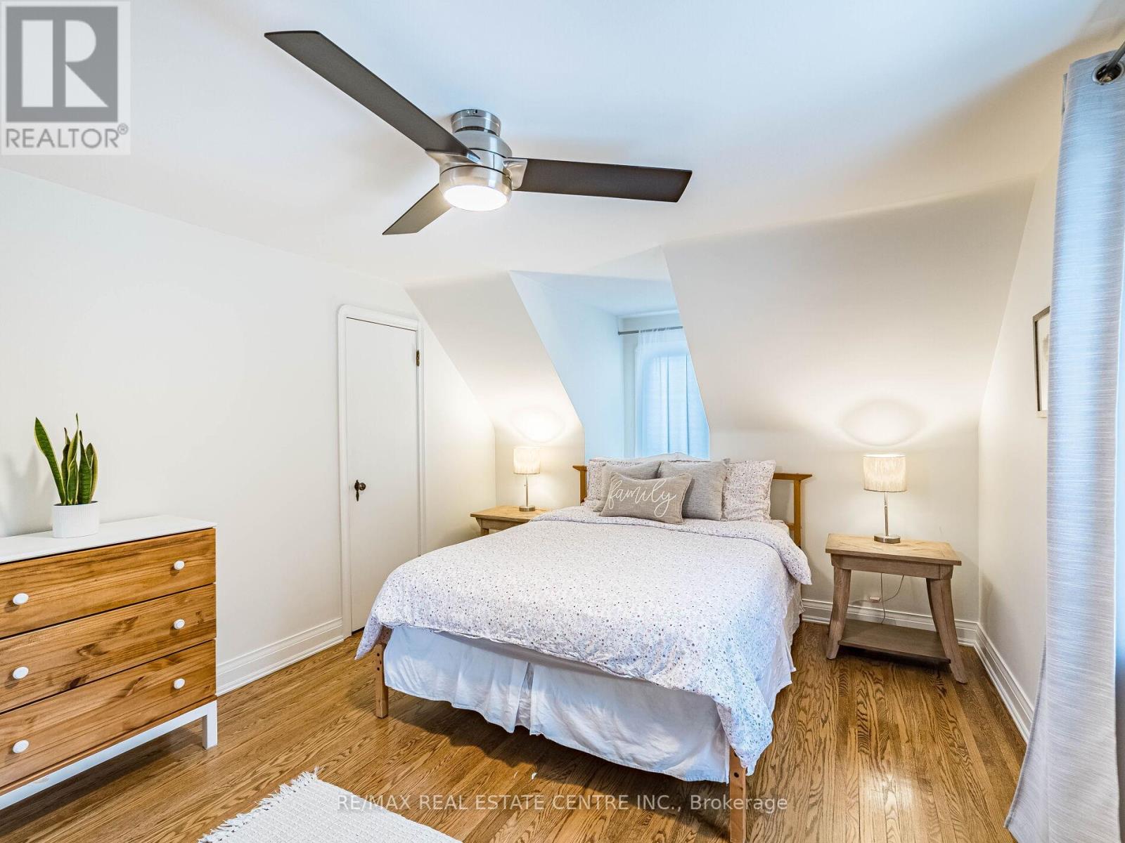 2212 MISSISSAUGA ROAD, Mississauga (Sheridan), Ontario, L5H2K9 — Photo 31