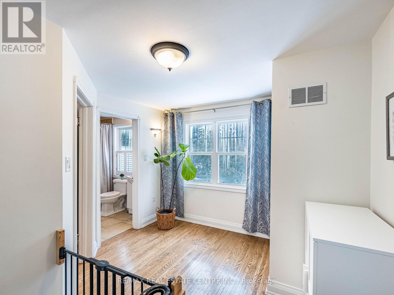 2212 MISSISSAUGA ROAD, Mississauga (Sheridan), Ontario, L5H2K9 — Photo 32