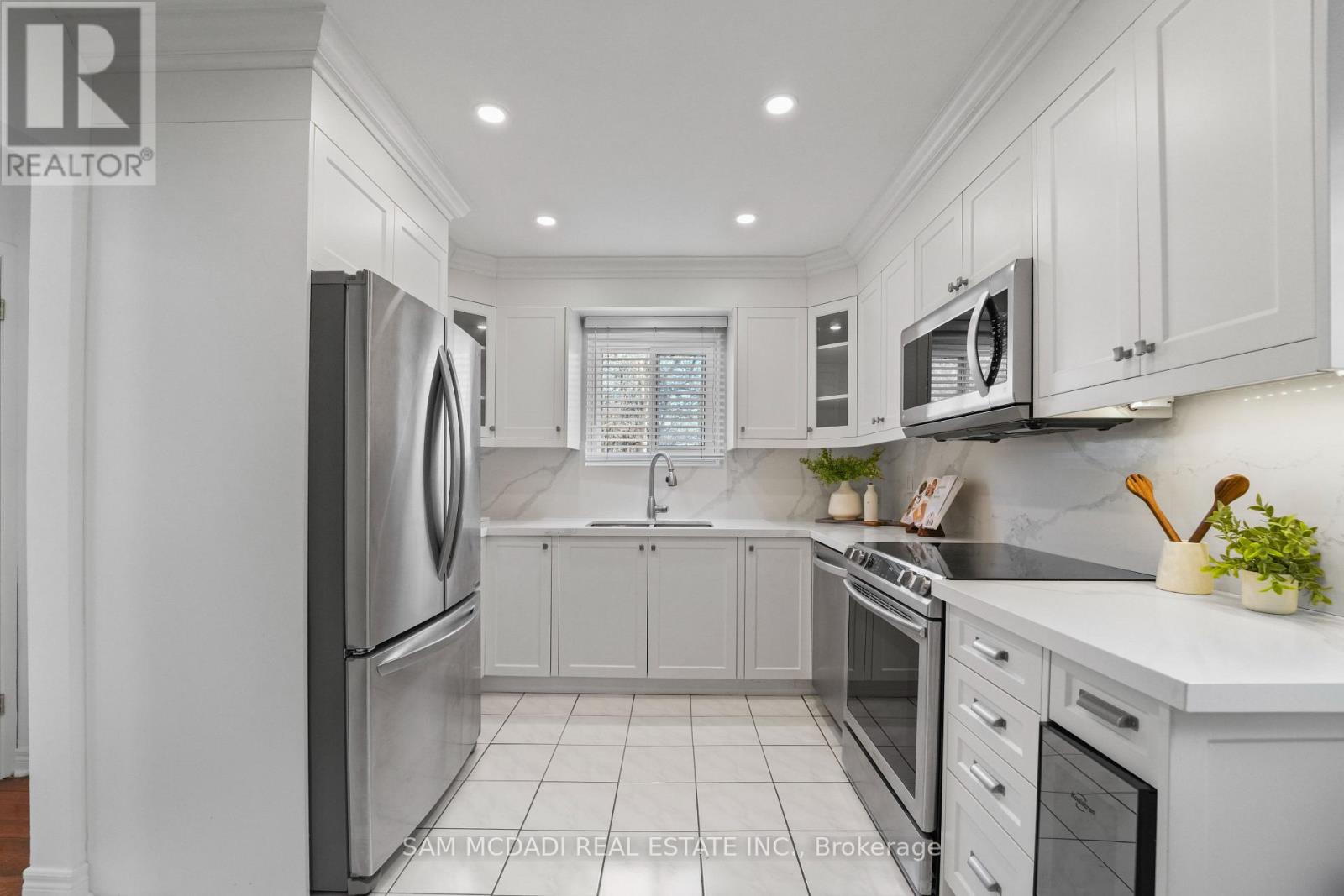 44 MADRID CRESCENT, Brampton (Central Park), Ontario, L6S2X4 — Photo 17