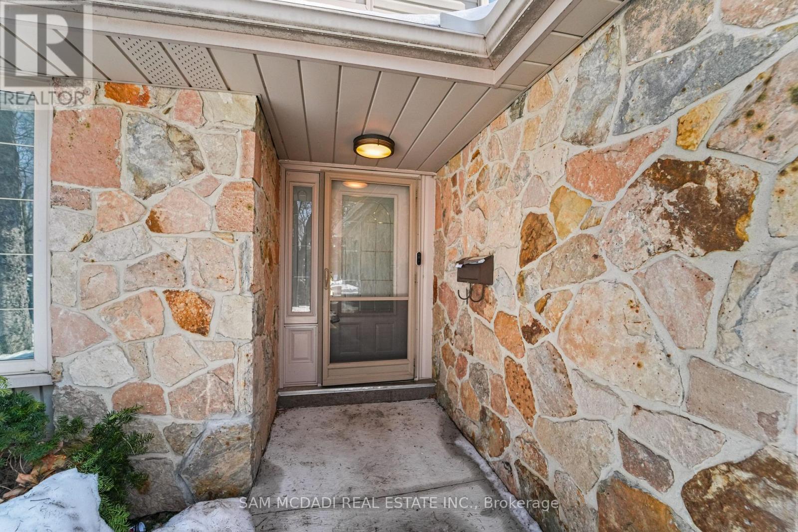 44 MADRID CRESCENT, Brampton (Central Park), Ontario, L6S2X4 — Photo 6