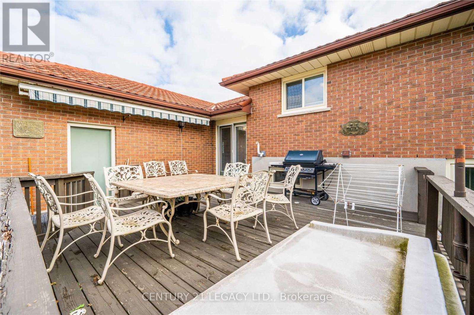 (UPPER) - 2067 OLD MILL ROAD, Kitchener, Ontario, N2P1E4 — Photo 10