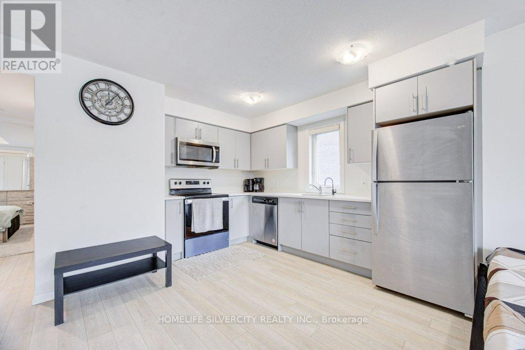 #18 - 235 CHAPEL HILL DRIVE, Kitchener, Ontario, N2R0S4 — Photo 9