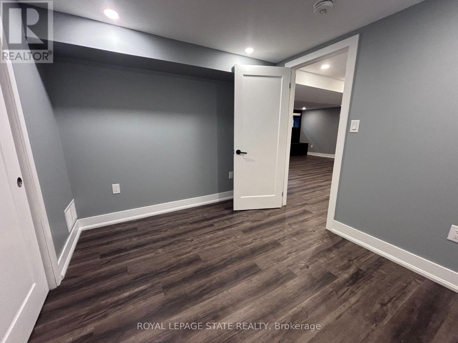 2 - 185 BONAVENTURE DRIVE, Hamilton (Gilbert), Ontario, L9C4R1 — Photo 10