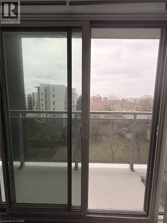 308 LESTER Street, Waterloo, Ontario, N2L0H9 — Photo 17