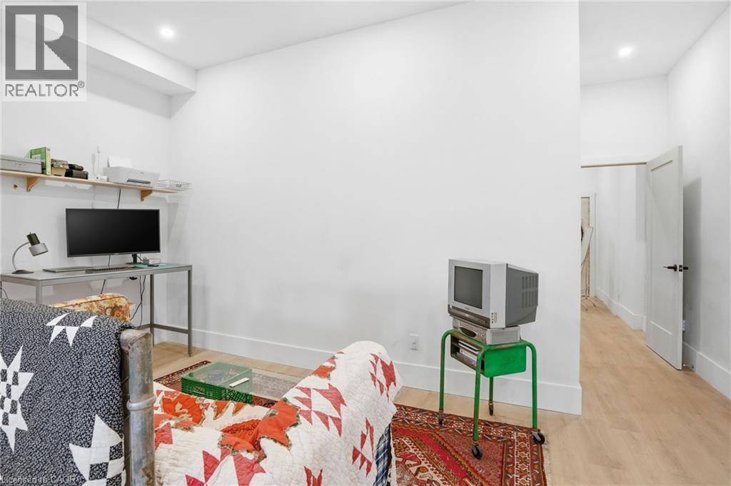 472 BARTON Street E Unit# Upper, Hamilton, Ontario, L8L2Y8 — Photo 10