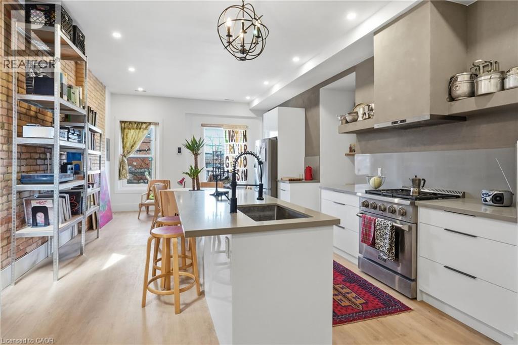 472 BARTON Street E Unit# Upper, Hamilton, Ontario, L8L2Y8 — Photo 3