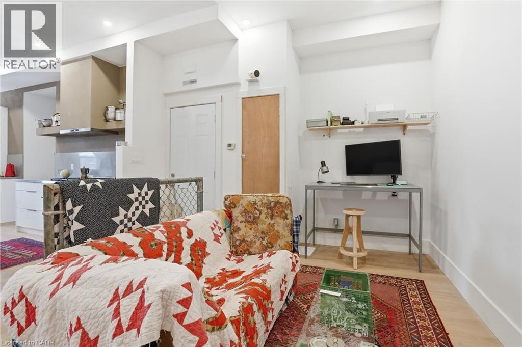 472 BARTON Street E Unit# Upper, Hamilton, Ontario, L8L2Y8 — Photo 9