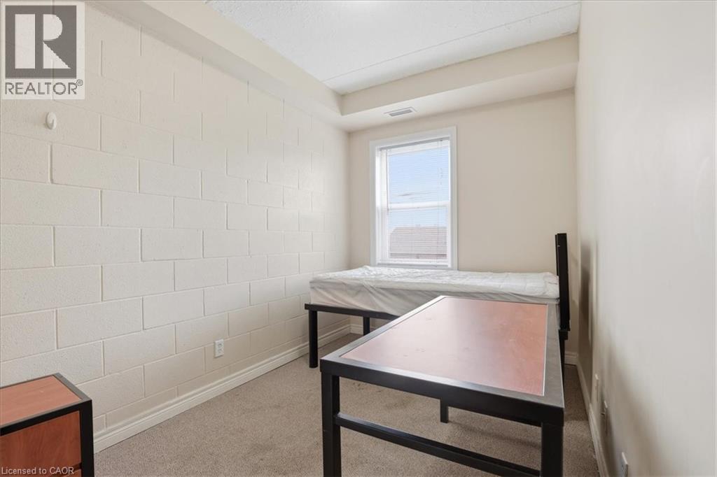 253 LESTER Street Unit# 401, Waterloo, Ontario, N2L3W6 — Photo 17