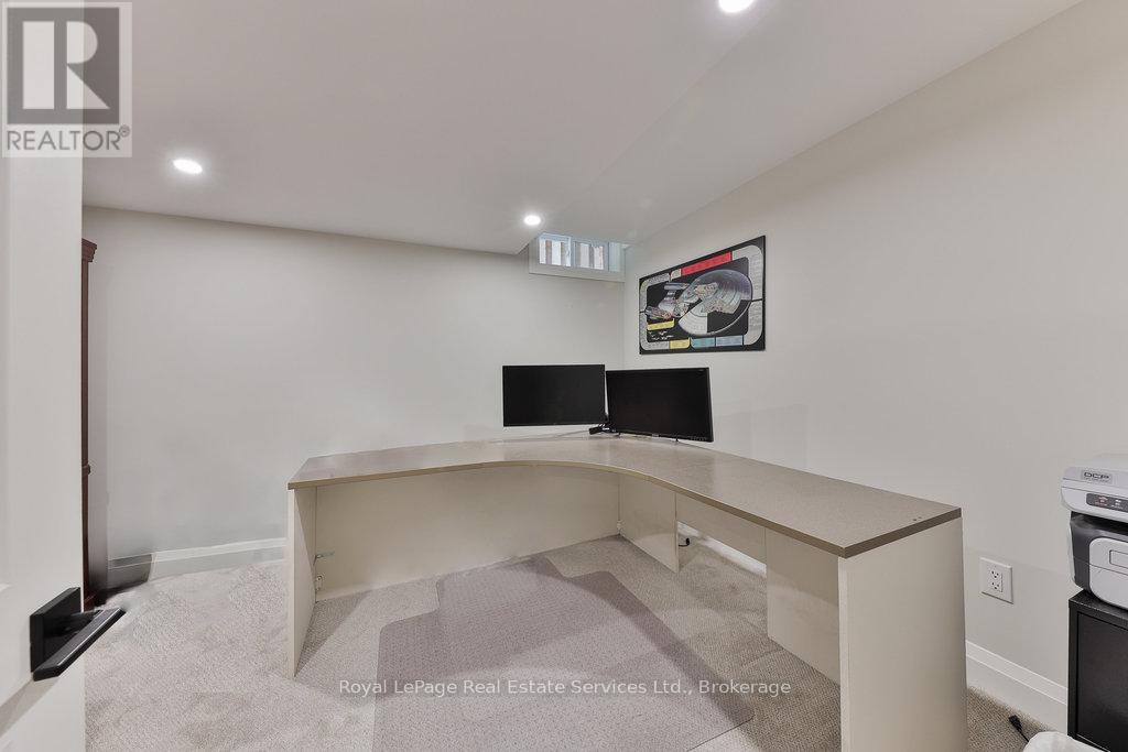 1531 STONEYBROOK TRAIL, Oakville (GA Glen Abbey), Ontario, L6M2R4 — Photo 33