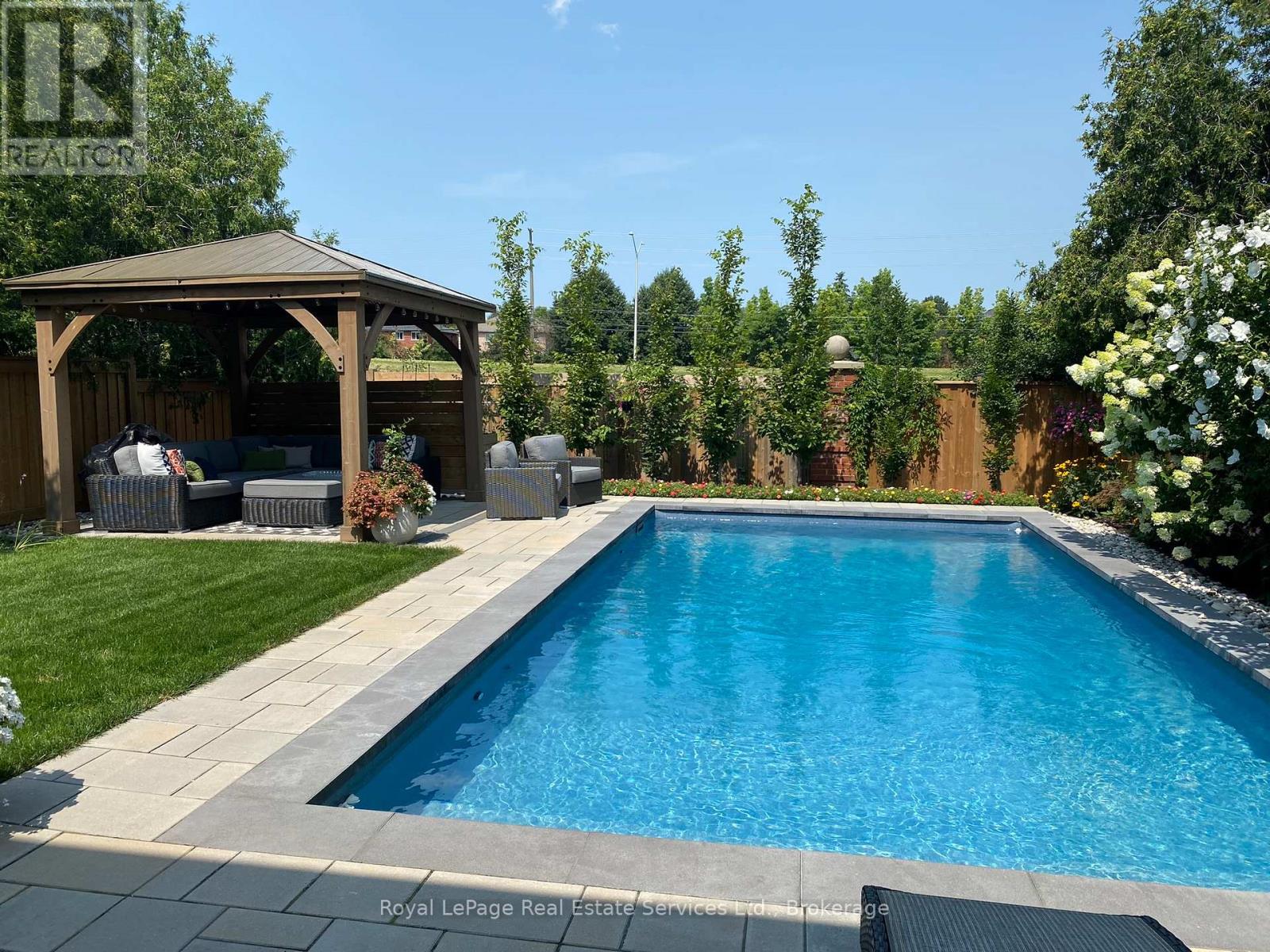 1531 STONEYBROOK TRAIL, Oakville (GA Glen Abbey), Ontario, L6M2R4 — Photo 35