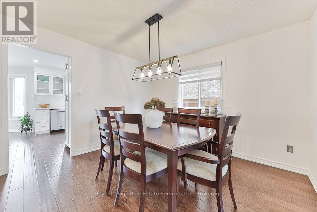 1531 STONEYBROOK TRAIL, Oakville (GA Glen Abbey), Ontario, L6M2R4 — Photo 7