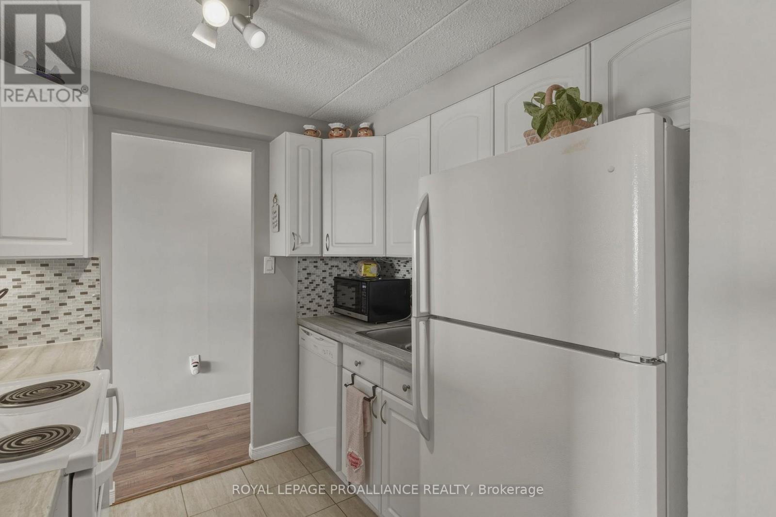 410 - 3 APPLE STREET, Brockville, Ontario, K6V4X5 — Photo 19