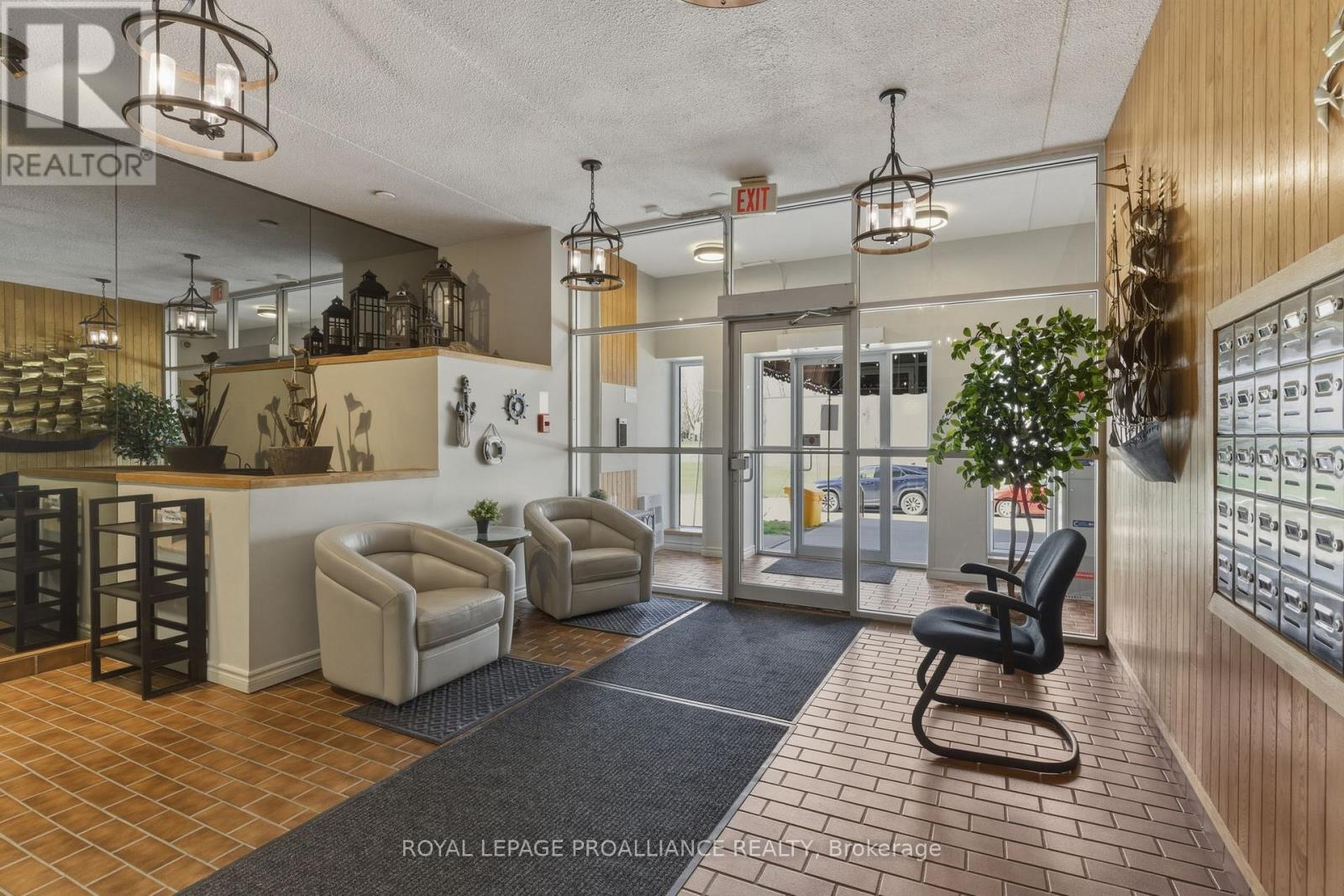 410 - 3 APPLE STREET, Brockville, Ontario, K6V4X5 — Photo 8