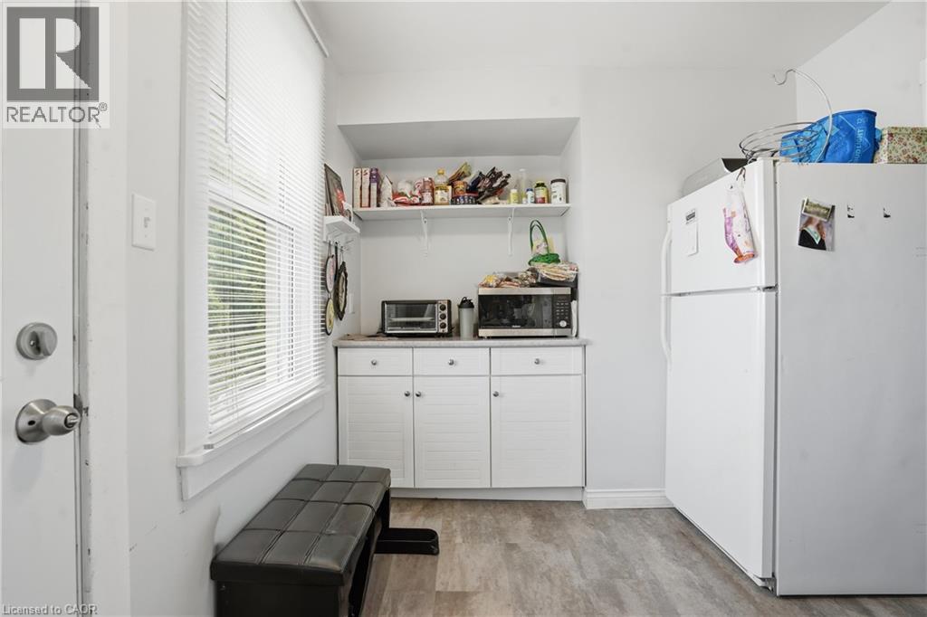 239 YORK Street, St. Catharines, Ontario, L2R6G5 — Photo 12