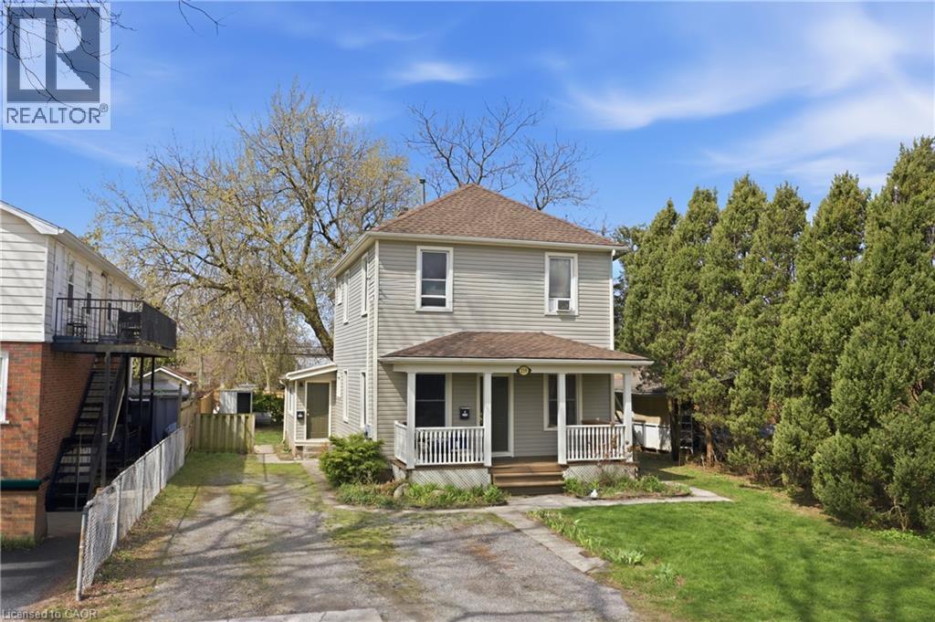 239 YORK Street, St. Catharines, Ontario, L2R6G5 — Photo 2