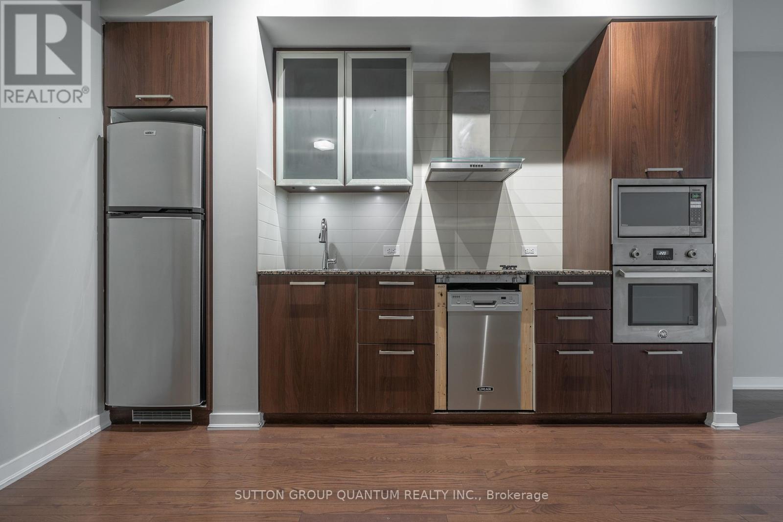 3109 - 12 YORK STREET, Toronto (Waterfront Communities), Ontario, M5J0A9 — Photo 4