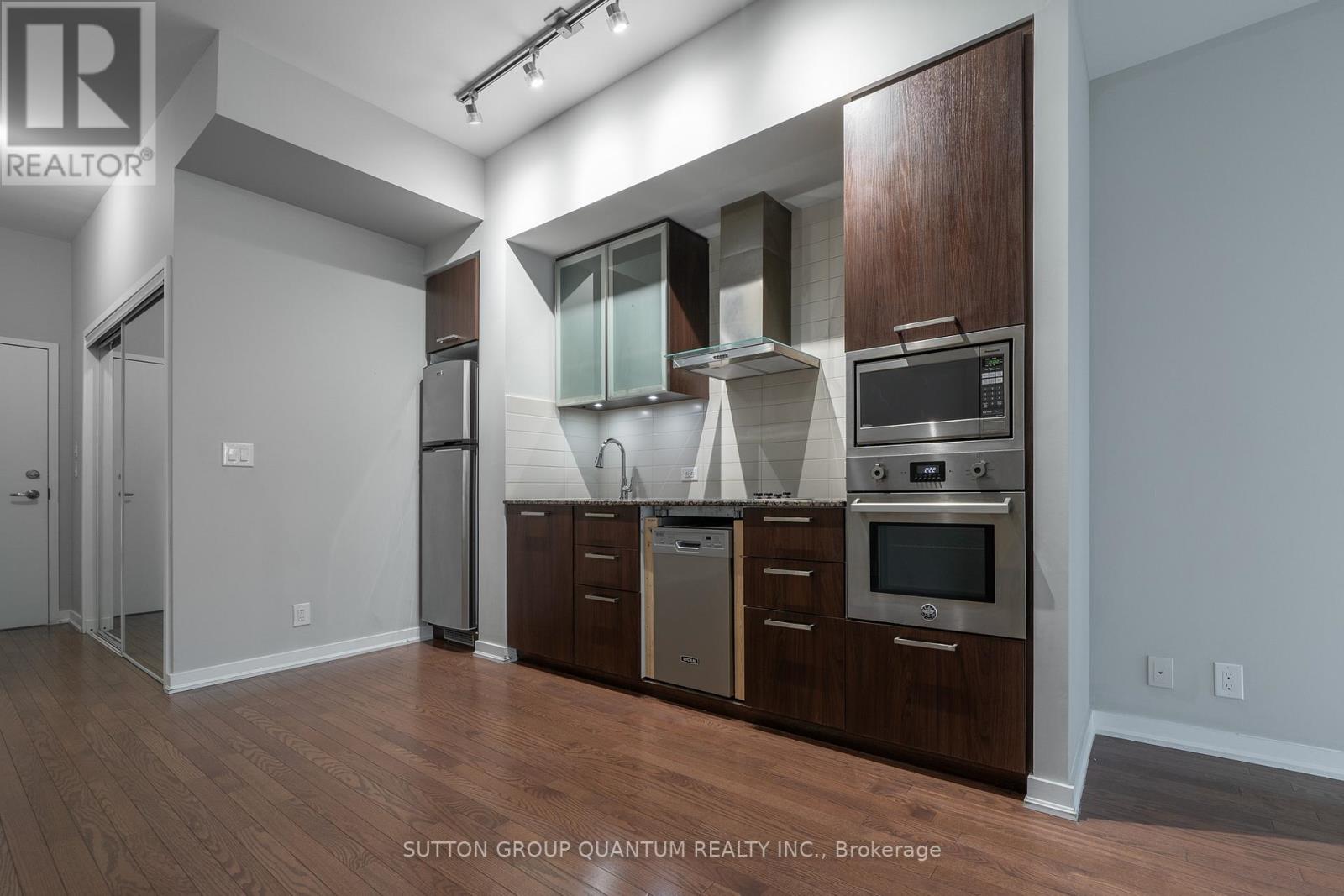 3109 - 12 YORK STREET, Toronto (Waterfront Communities), Ontario, M5J0A9 — Photo 5