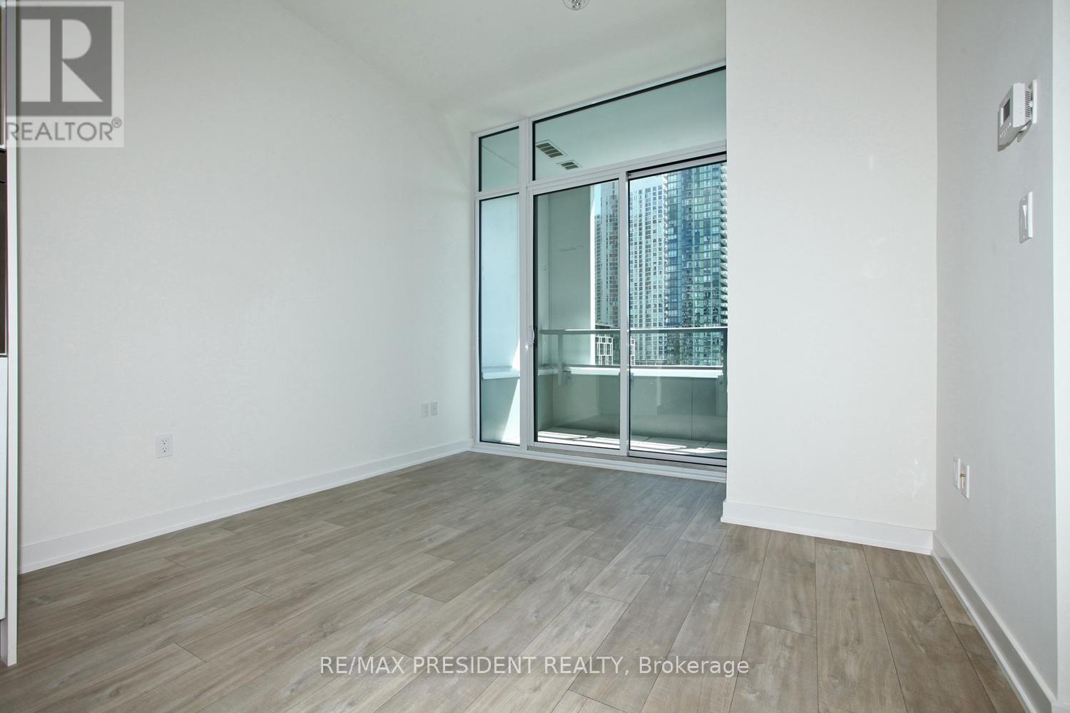 404W - 27 BATHURST STREET, Toronto (Waterfront Communities), Ontario, M5V0R1 — Photo 6