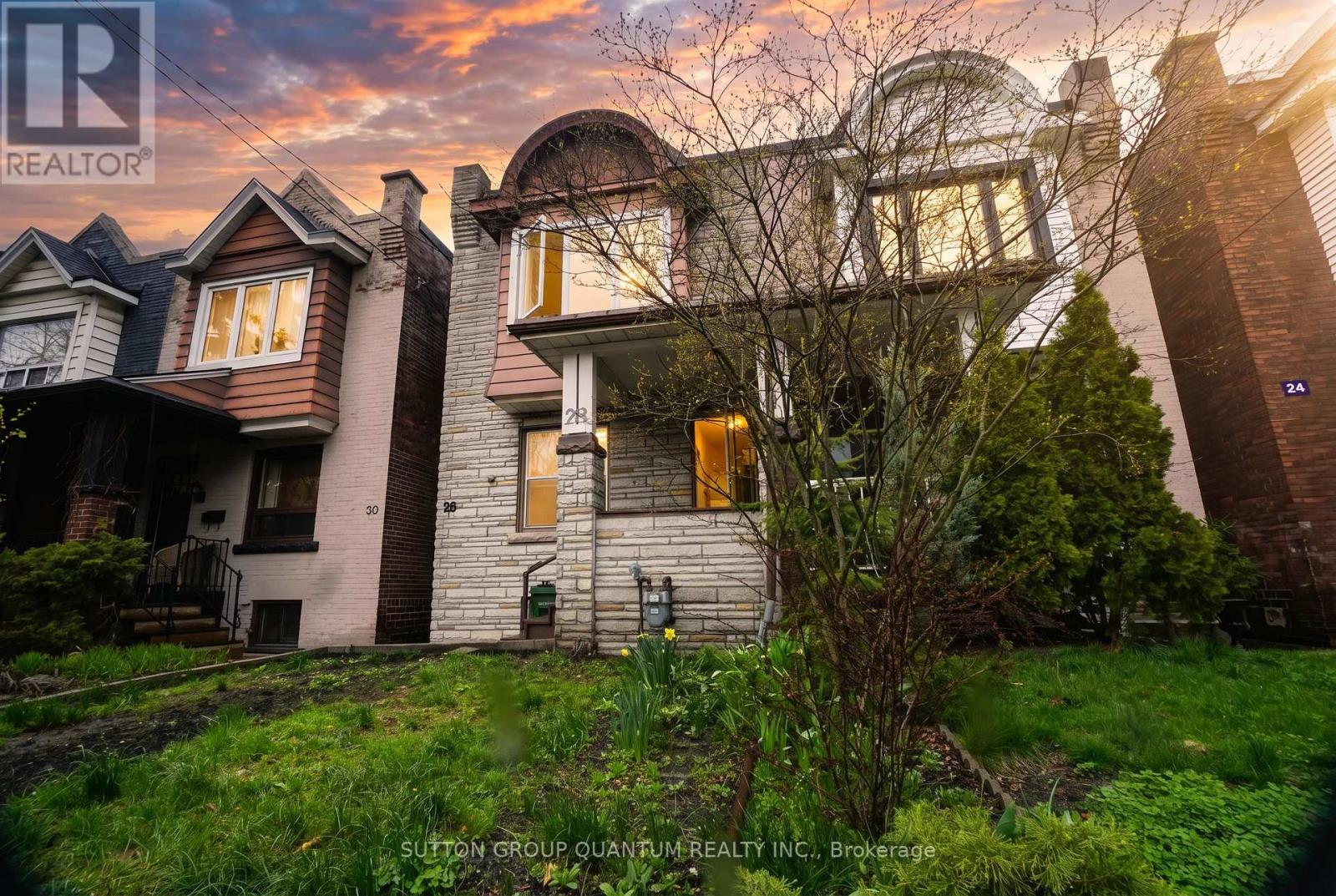 28 SILVER AVENUE, Toronto (Roncesvalles), Ontario, M6R1X8 — Photo 2