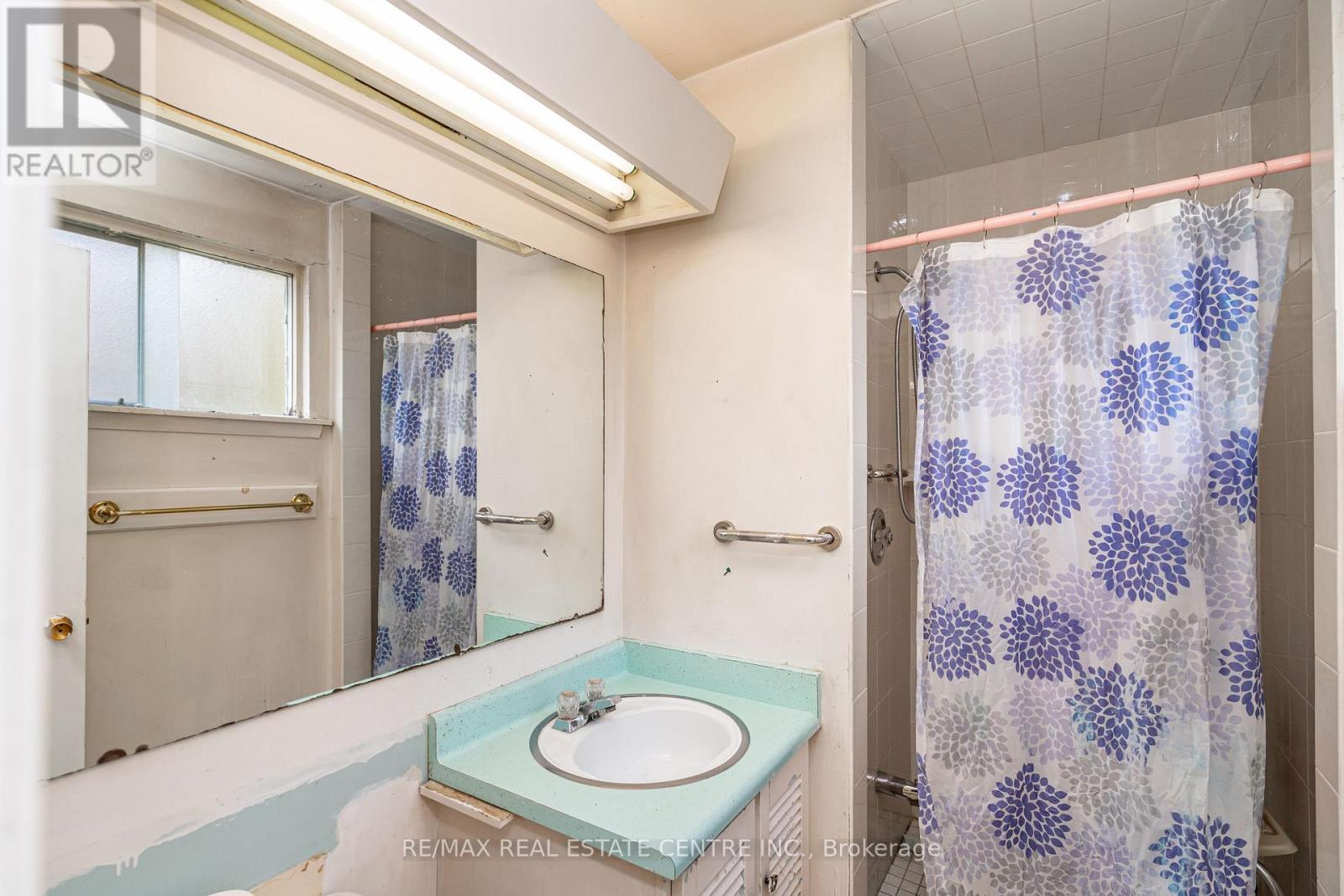 28 CAVENDISH CRESCENT, Brampton (Avondale), Ontario, L6T1Z4 — Photo 23