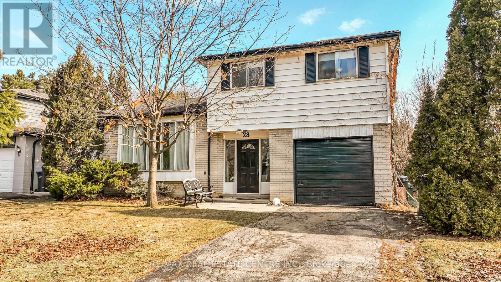 28 CAVENDISH CRESCENT, Brampton (Avondale), Ontario, L6T1Z4 — Photo 3