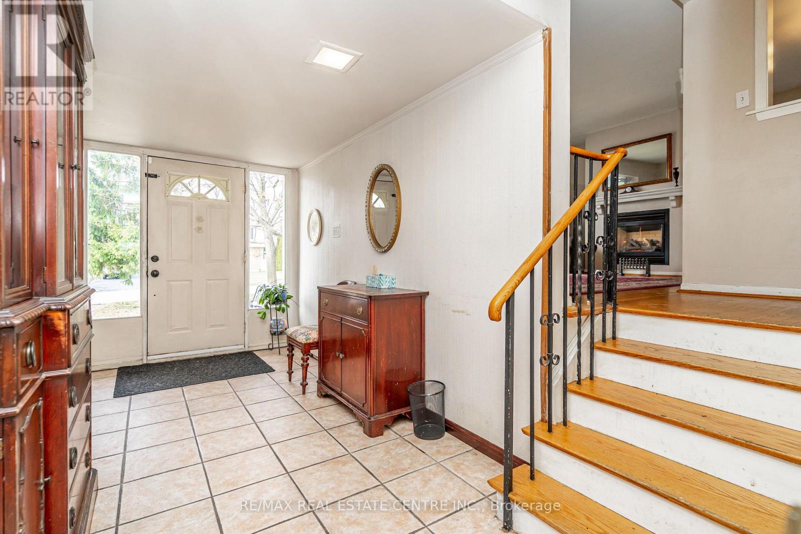 28 CAVENDISH CRESCENT, Brampton (Avondale), Ontario, L6T1Z4 — Photo 6