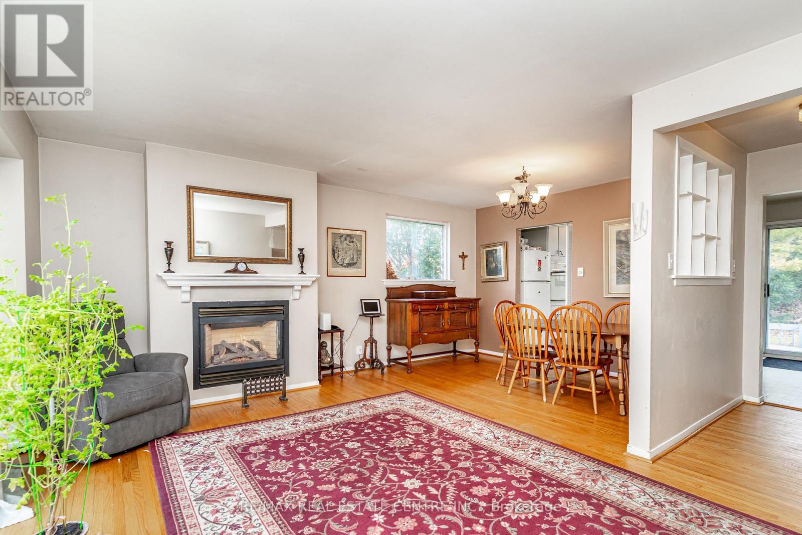 28 CAVENDISH CRESCENT, Brampton (Avondale), Ontario, L6T1Z4 — Photo 8