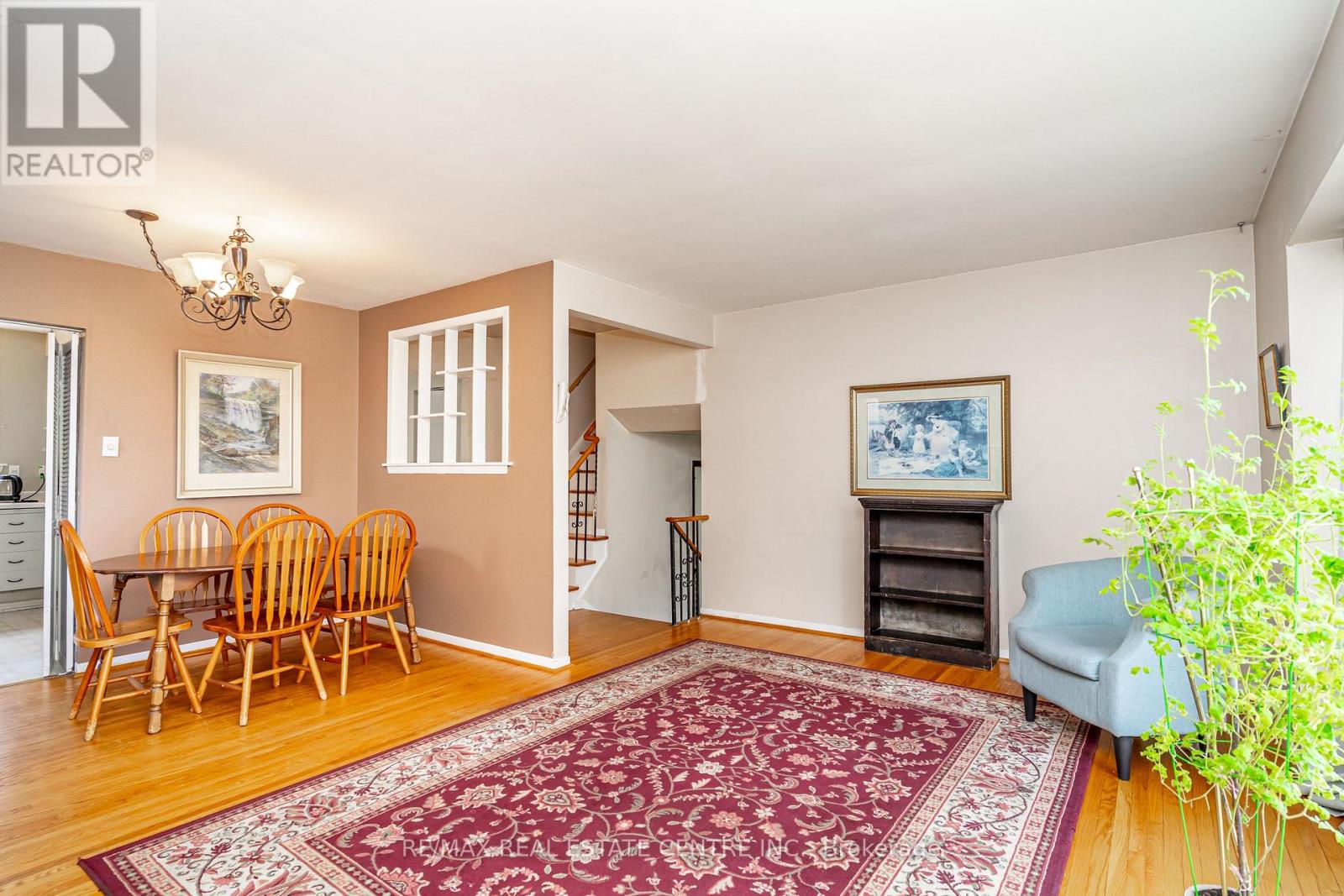 28 CAVENDISH CRESCENT, Brampton (Avondale), Ontario, L6T1Z4 — Photo 9