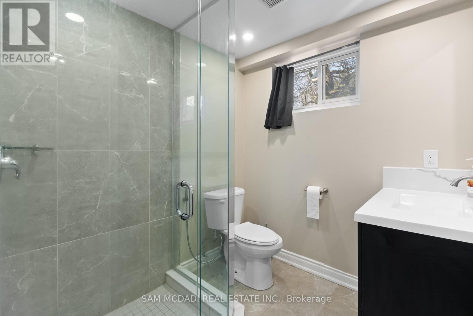 1821 CHRISTOPHER ROAD, Mississauga (Clarkson), Ontario, L5J2K7 — Photo 9