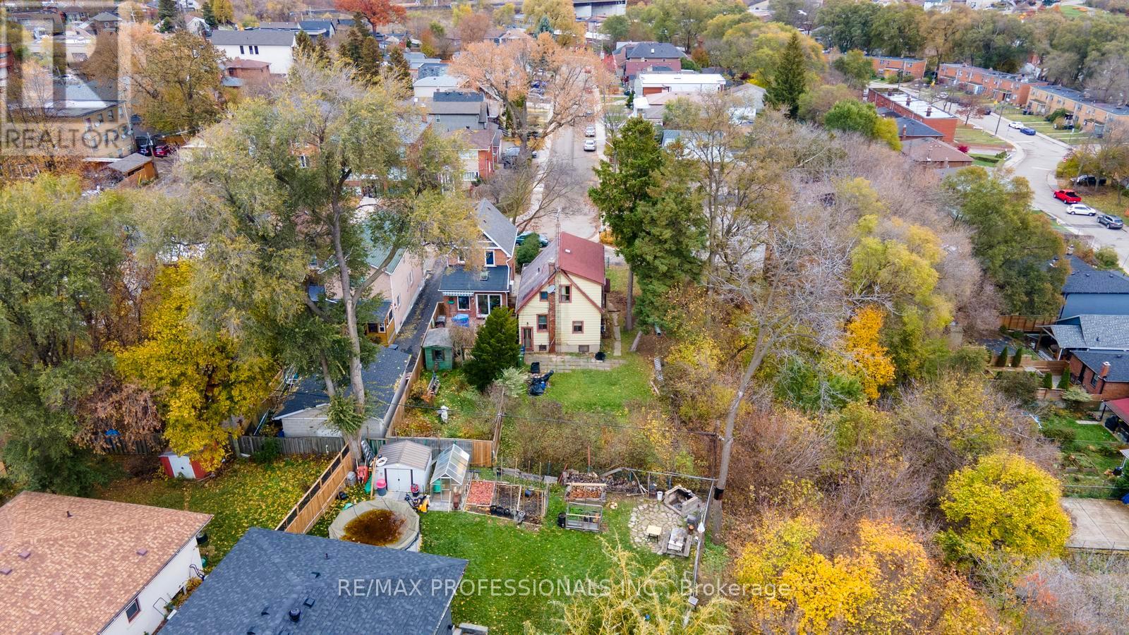 16 CLIFF STREET, Toronto (Rockcliffe-Smythe), Ontario, M6N4L6 — Photo 23