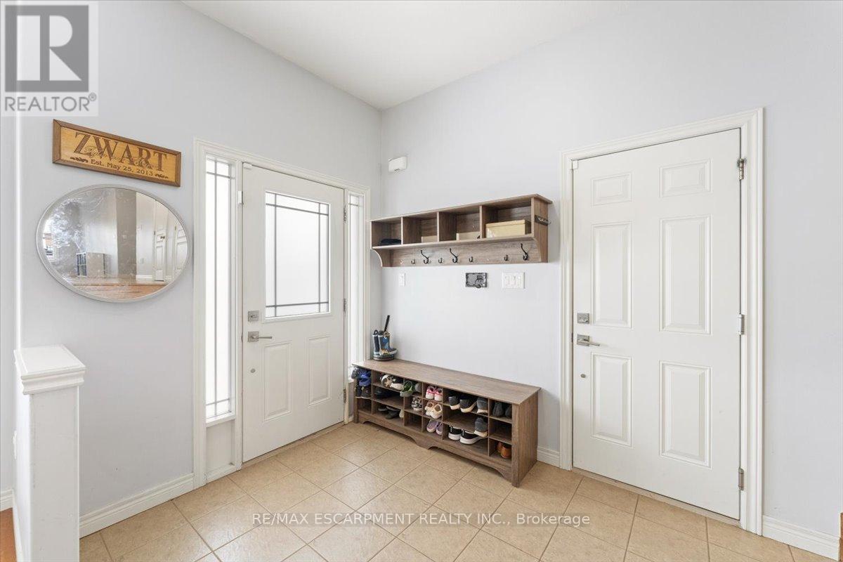 66 MAGNIFICENT WAY, Hamilton (Binbrook), Ontario, L0R1C0 — Photo 4